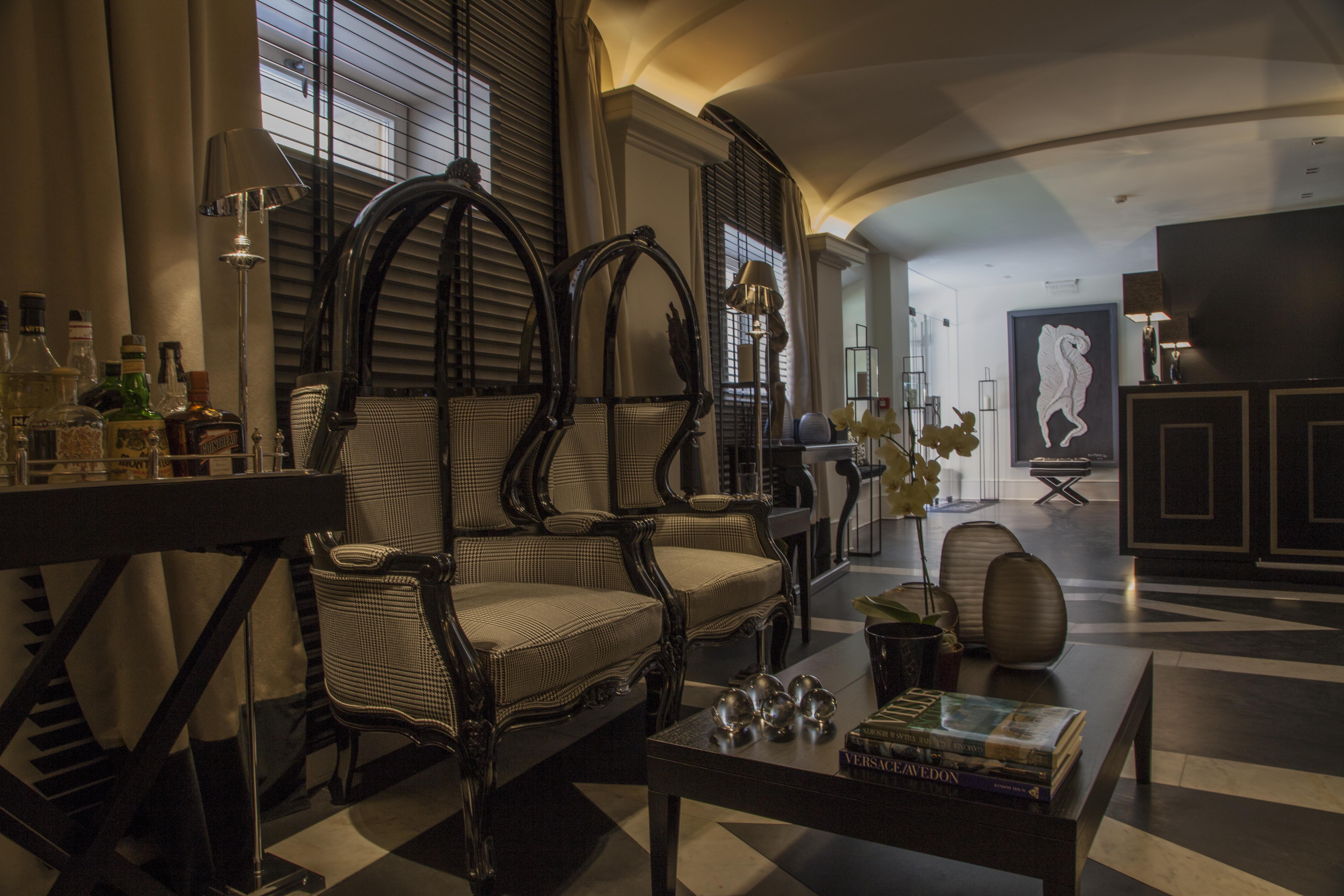 Hotel Eight